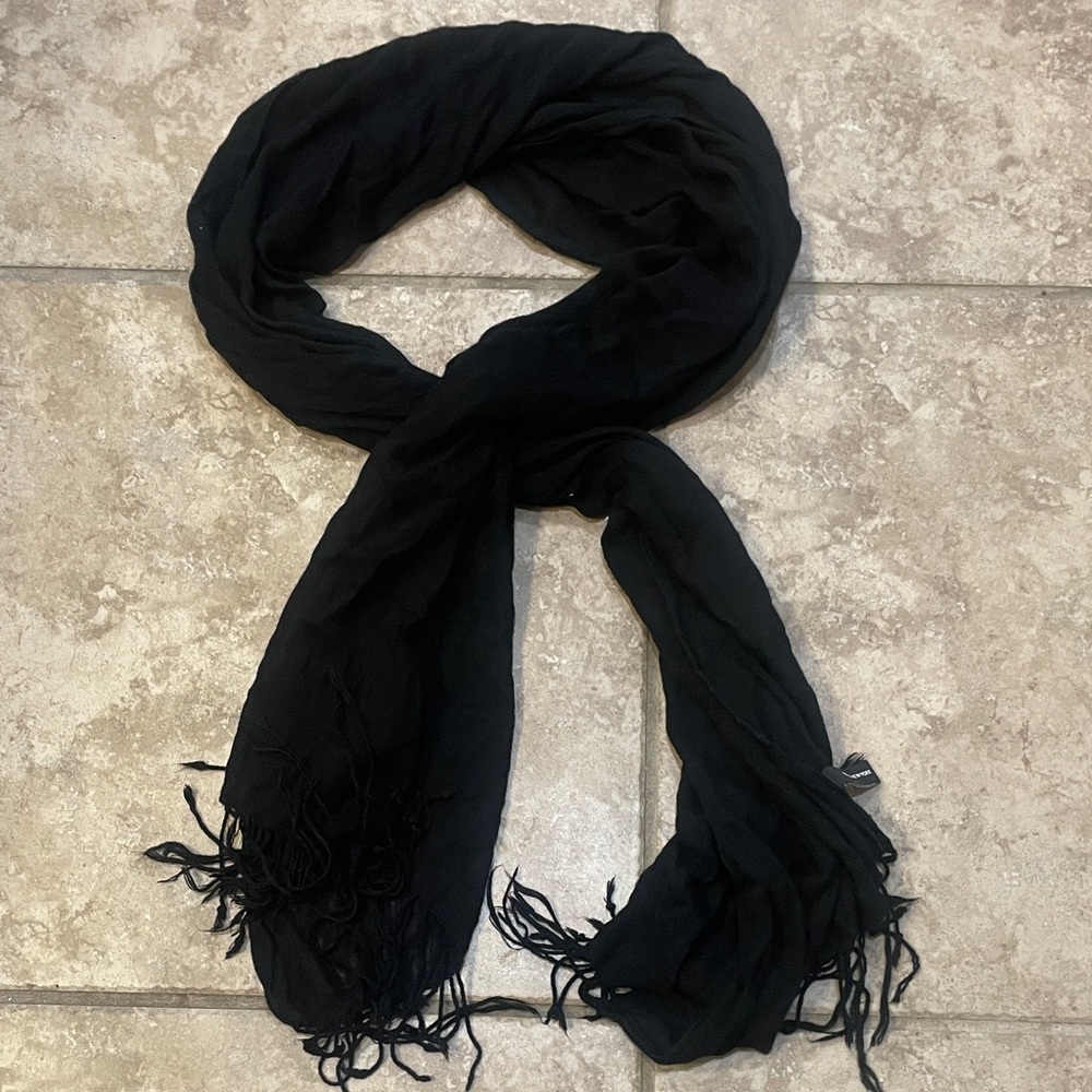 Jones New York Classic Black Knit Scarf